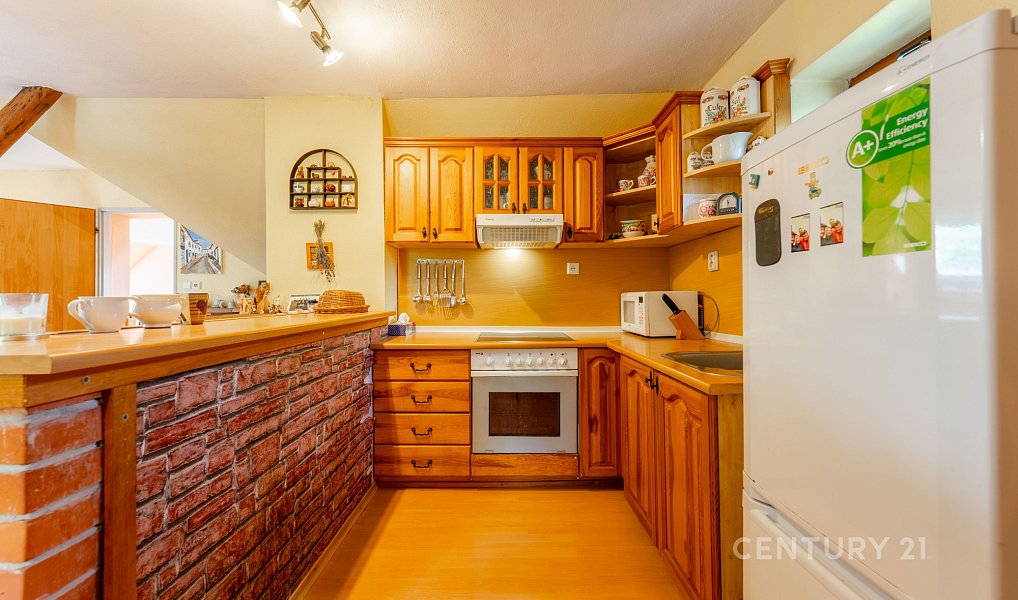 Prodej domu 155 m² s pozemkem 1 723 m², Jesenice – náhled fotky 6
