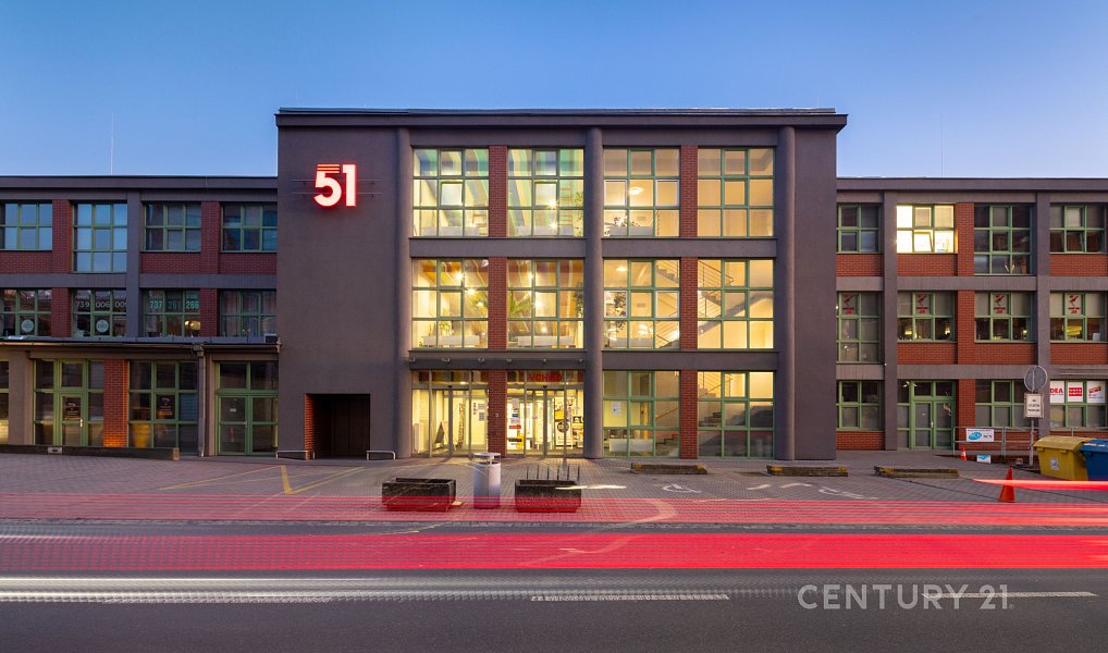 Pronájem obchodních prostor 162 m², Zlín – náhled fotky 4