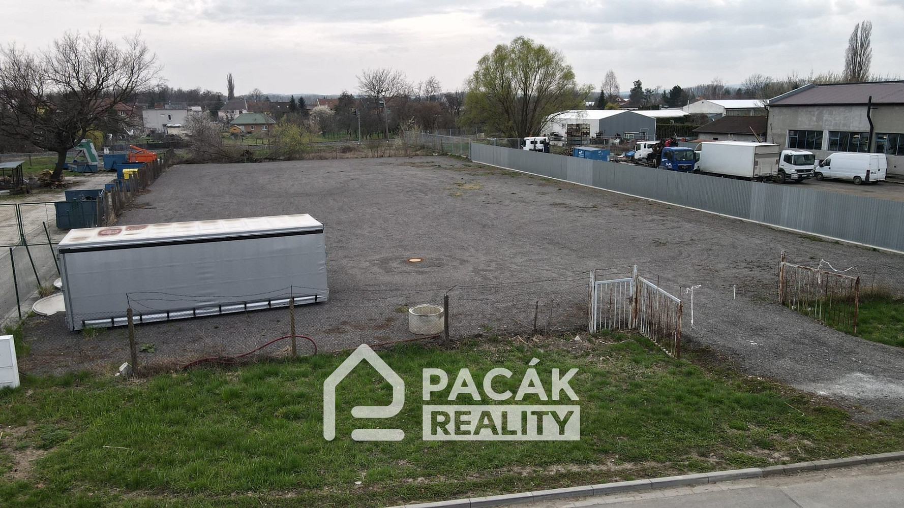Prodej komerčního pozemku 2 553 m² — photo 4