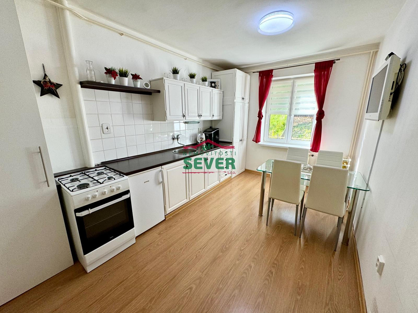 Prodej bytu 1+1 43 m² – fotografie 2