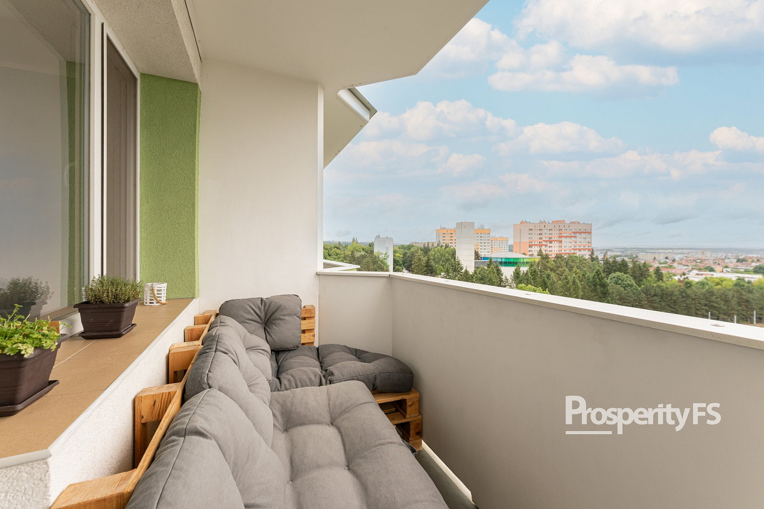 Prodej bytu 1+1 37 m² — photo 2