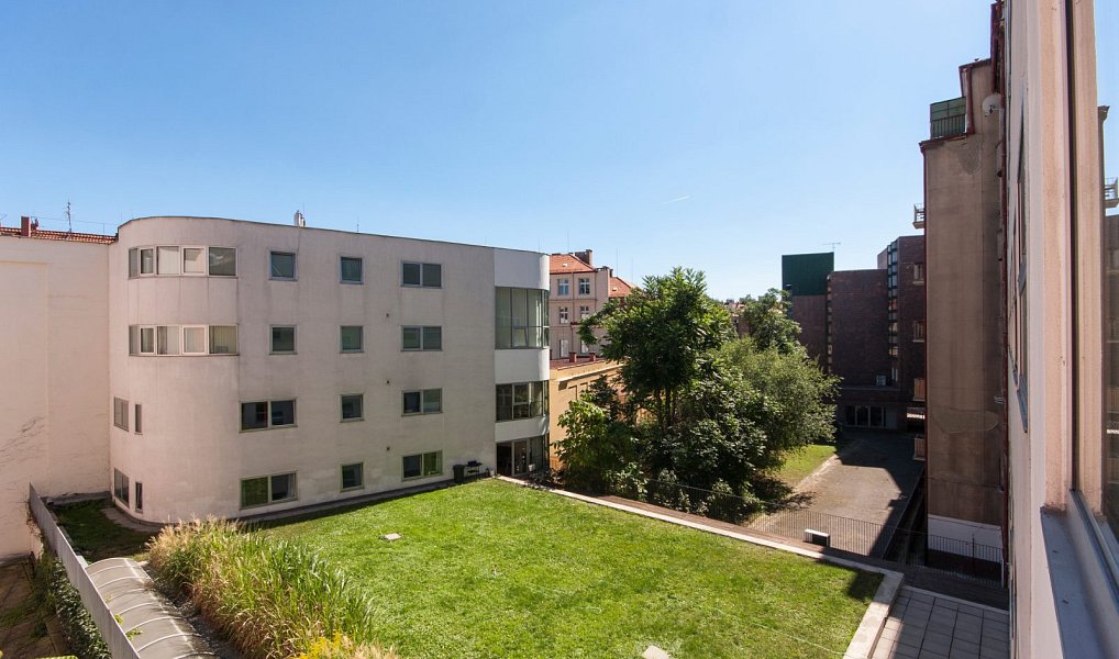 Pronájem kanceláře 215 m², Praha – náhled fotky 10
