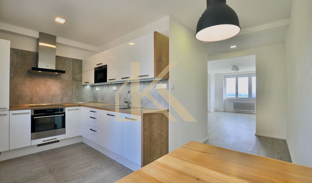 Pronájem bytu 2+kk 56 m², Praha – náhled fotky 2
