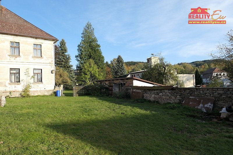 Prodej domu 560 m² s pozemkem 2 200 m² – fotografie 2