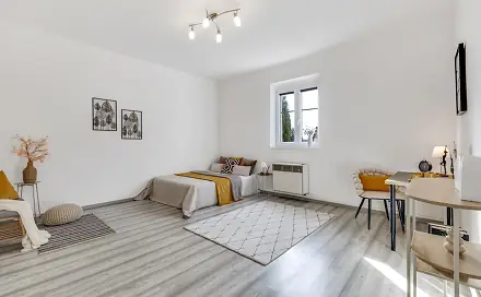 Prodej bytu 1+1 44 m², Pod lipami, Praha 3 - Žižkov