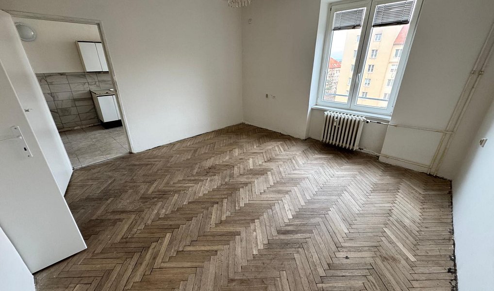 Pronájem bytu 1+1 37 m², Most – náhled fotky 3