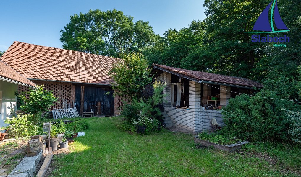 Prodej domu 285 m² s pozemkem 7 546 m², Krupá – náhled fotky 4