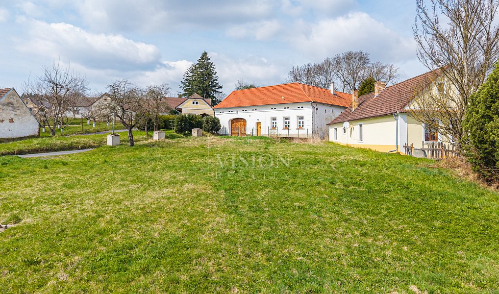 Prodej stavebního pozemku 1 200 m², Bečice – náhled fotky 2