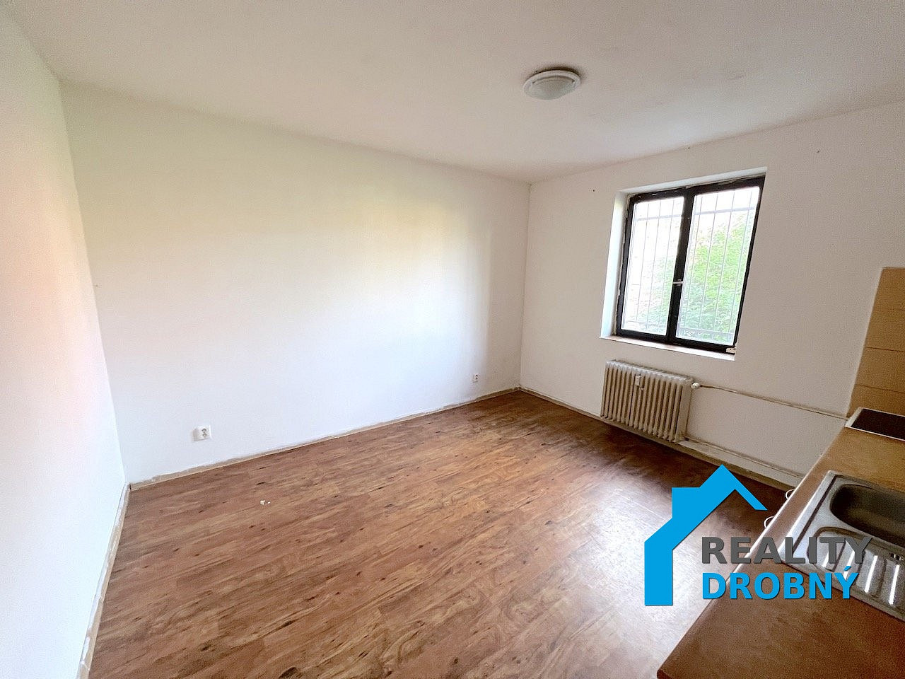 Pronájem bytu 2+1 64 m² – fotografie 3