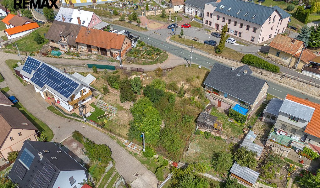 Prodej stavebního pozemku 644 m², Velká Jesenice – náhled fotky 2