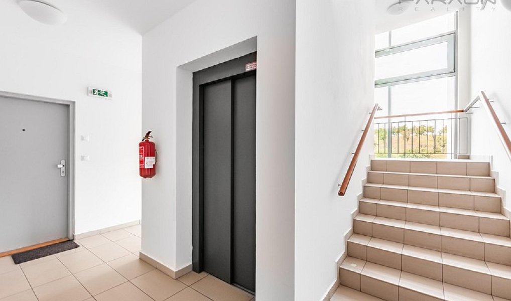 Prodej bytu 2+kk 70 m², Praha – náhled fotky 10
