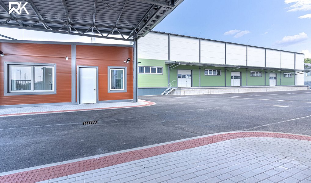Pronájem skladovacích prostor 1 786 m², Kolín – náhled fotky 17