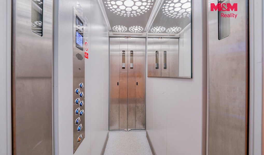 Prodej bytu 3+1 82 m², Karlovy Vary – náhled fotky 19