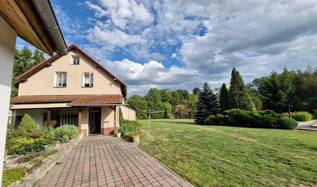 Prodej domu 340 m² s pozemkem 4 725 m², Verneřice – náhled fotky 13