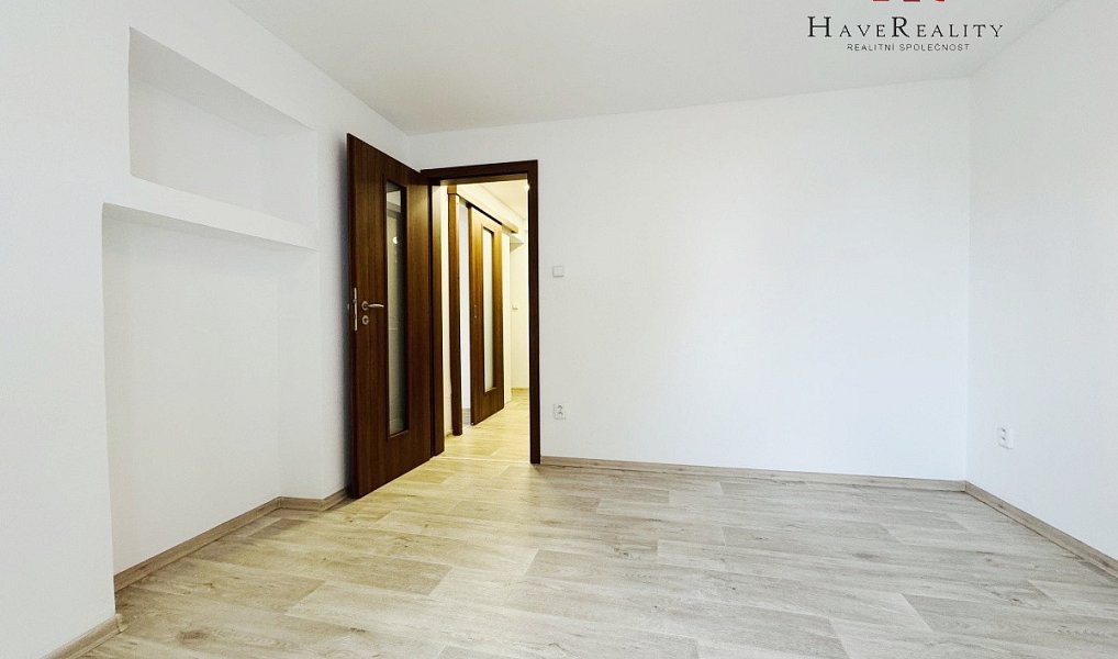 Pronájem bytu 2+kk 50 m², Benešov – náhled fotky 14