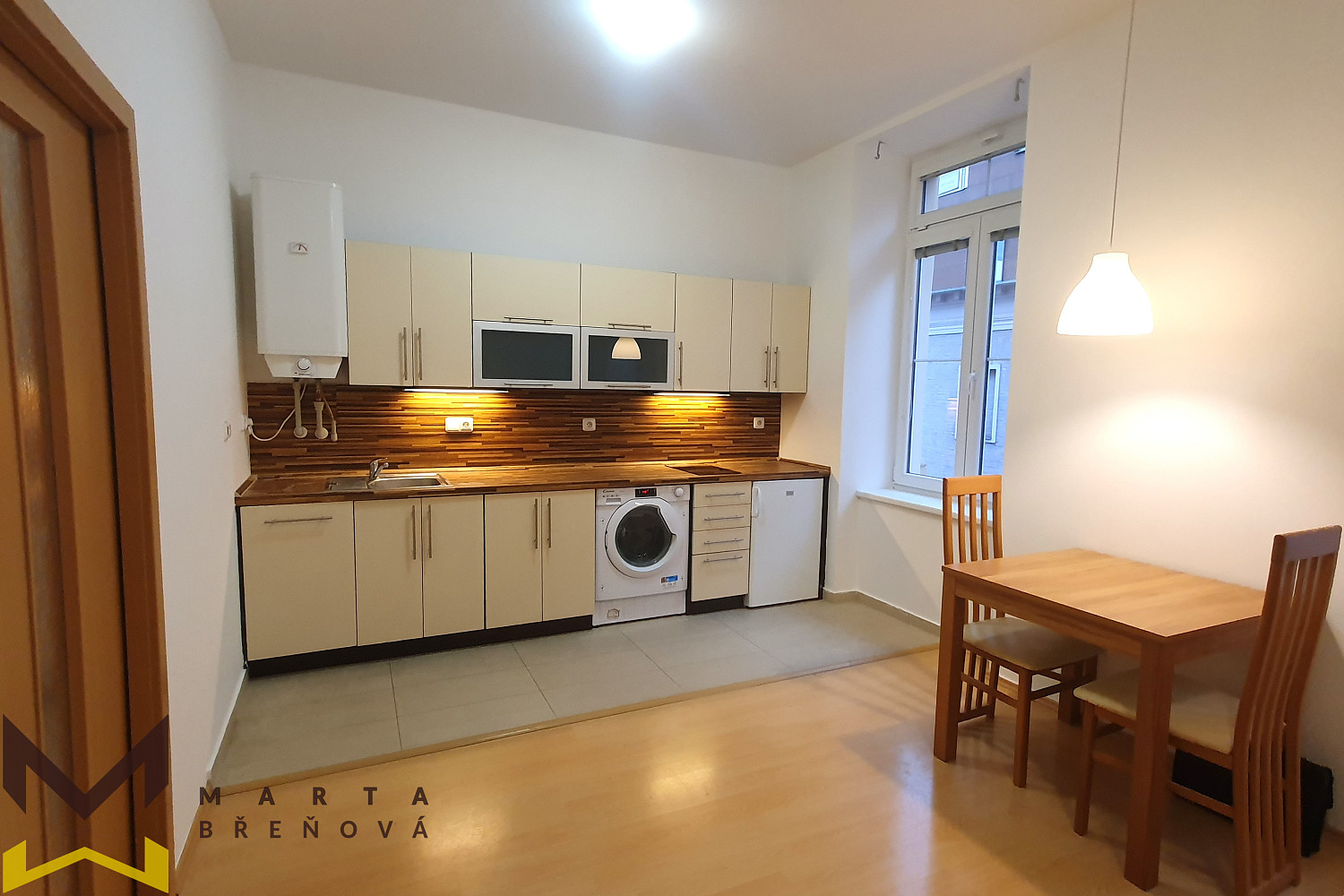 Pronájem bytu 1+kk 33 m² – fotografie 4