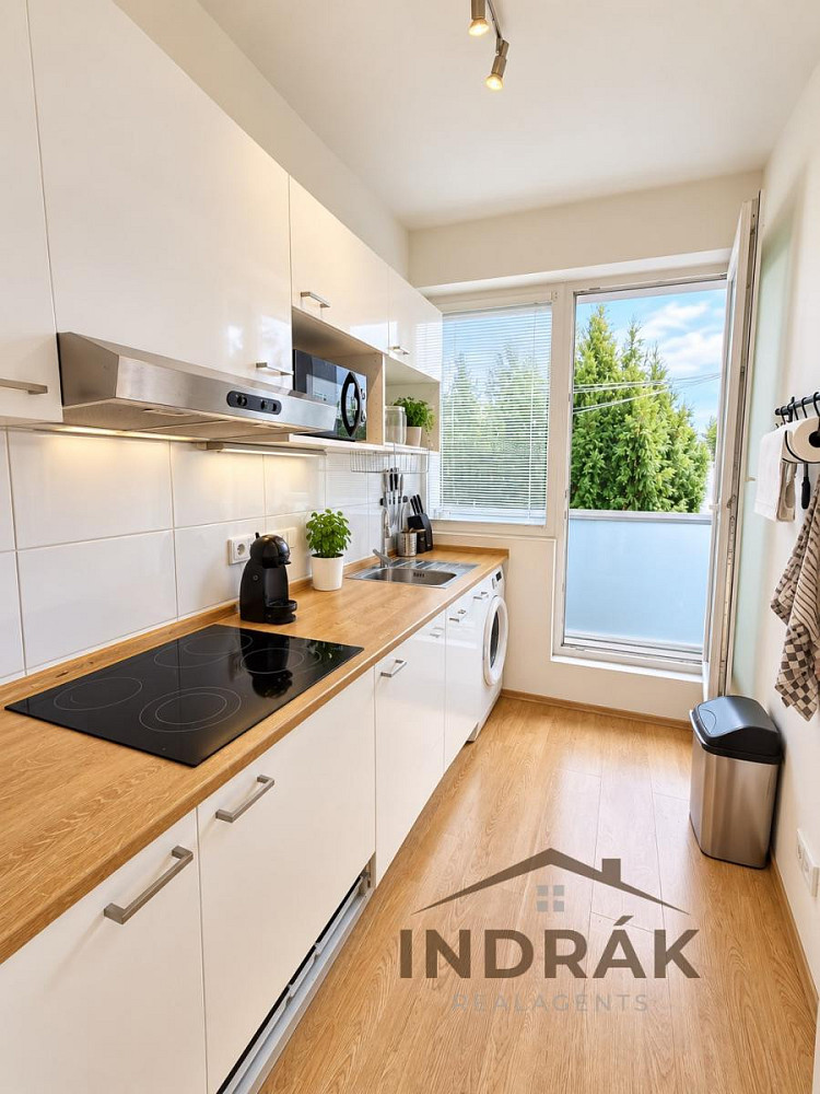 Prodej bytu 2+1 44 m² – fotografie 2