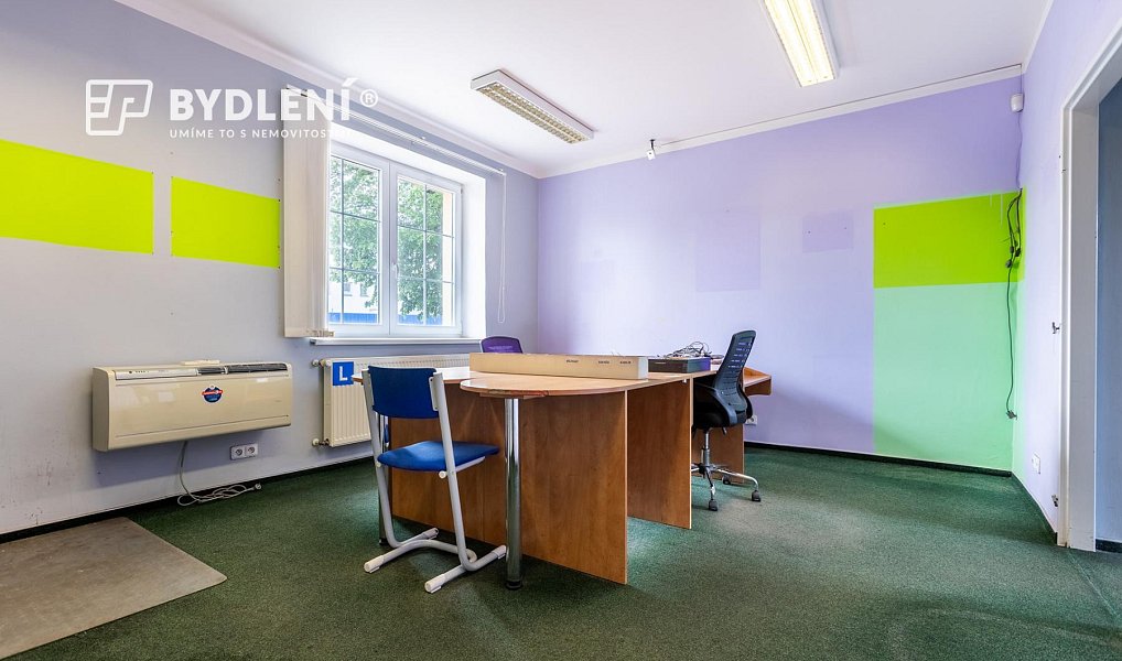Prodej kanceláře 320 m², Bílina – náhled fotky 13
