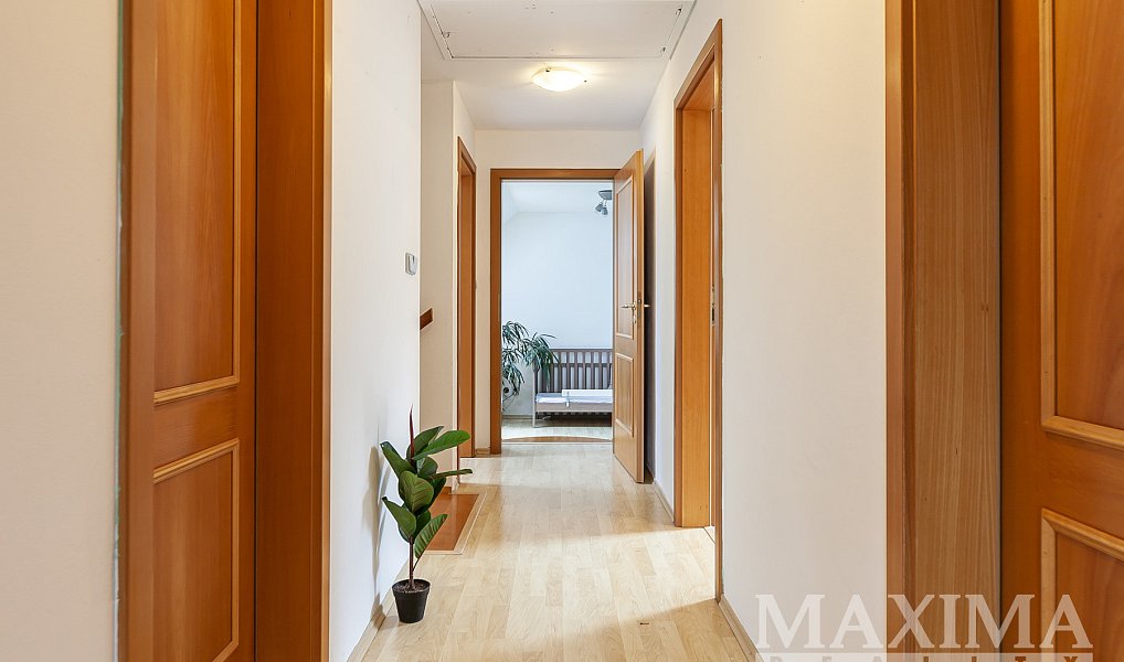 Prodej domu 152 m² s pozemkem 3 220 m², Sedlčany – náhled fotky 28