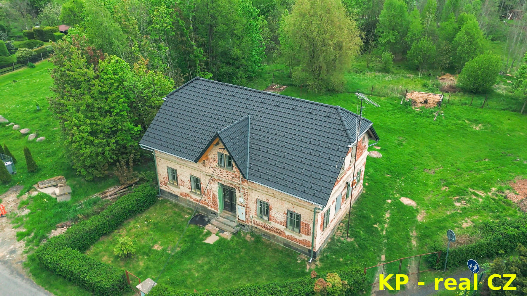 Prodej domu 300 m² s pozemkem 1 331 m² — photo 3