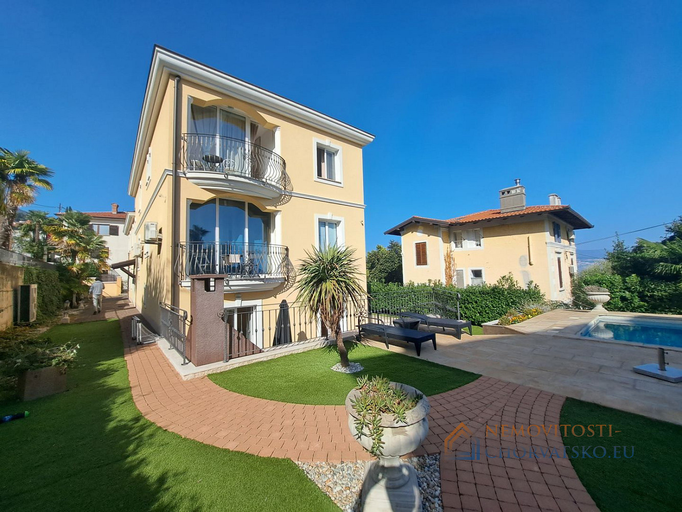 Prodej domu 625 m² s pozemkem 866 m², Lovran
