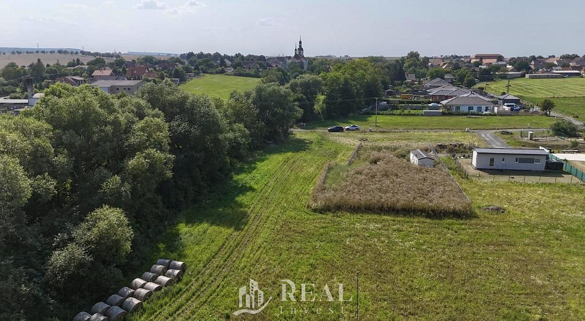 Prodej stavebního pozemku 1 213 m² — photo 2