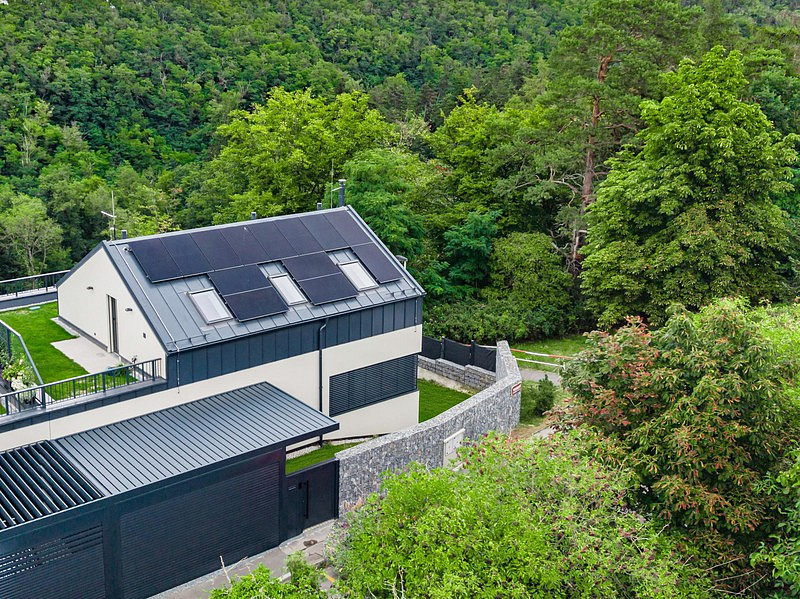 Prodej domu 305 m² s pozemkem 362 m²