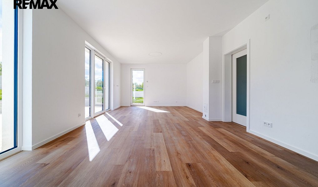 Prodej domu 138 m² s pozemkem 282 m², Lysice – náhled fotky 12
