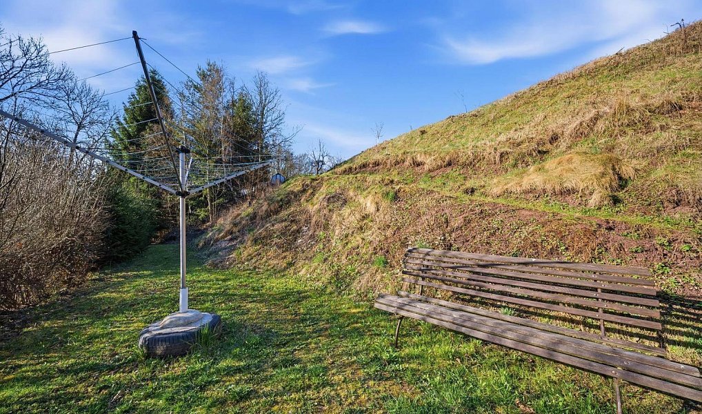 Prodej domu 150 m² s pozemkem 1 136 m², Hronov – náhled fotky 10