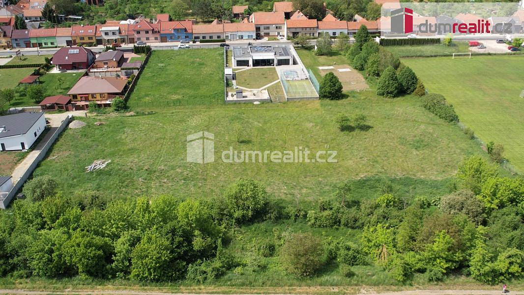 Prodej stavebního pozemku 1 155 m²