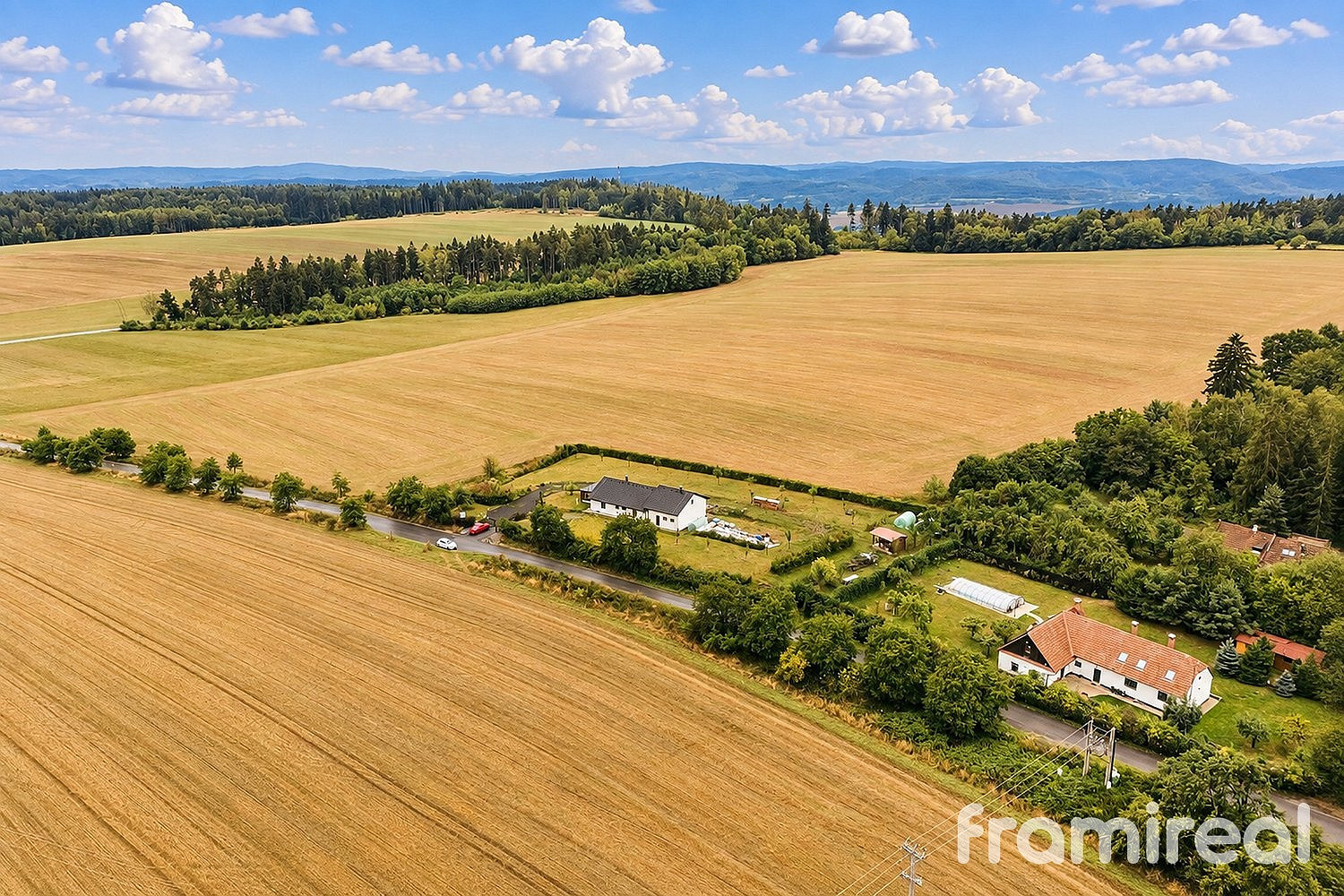 Prodej stavebního pozemku 1 950 m²
