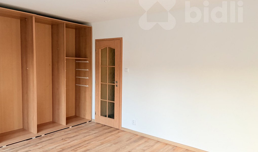 Pronájem bytu 4+1 100 m², Černošice – náhled fotky 11