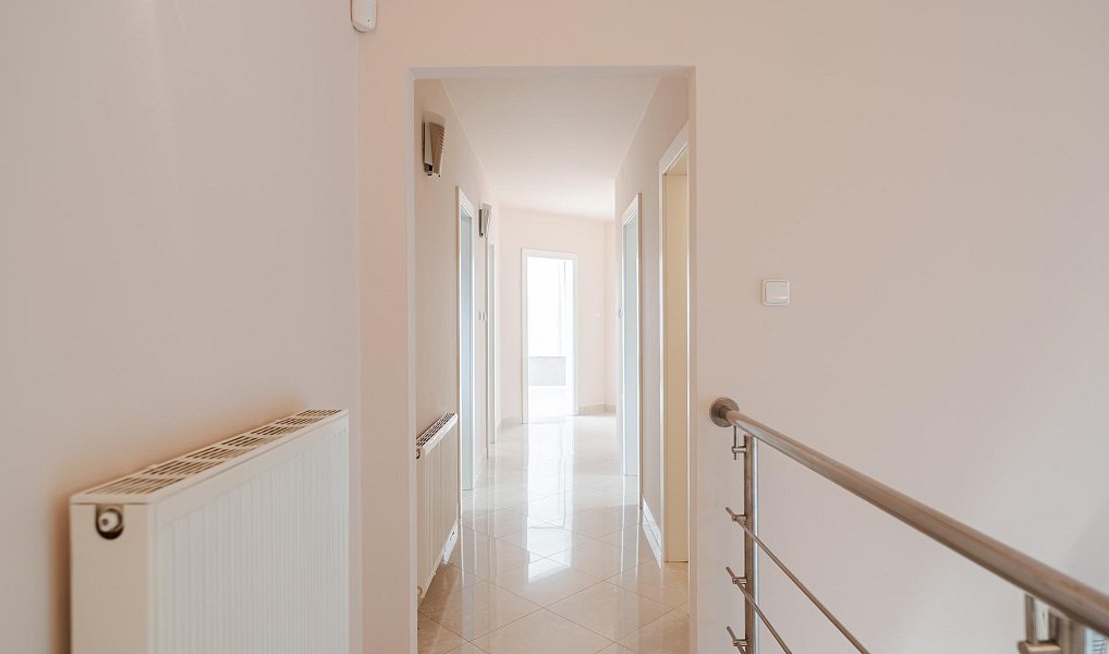 Pronájem domu 241 m², Benátky – náhled fotky 35