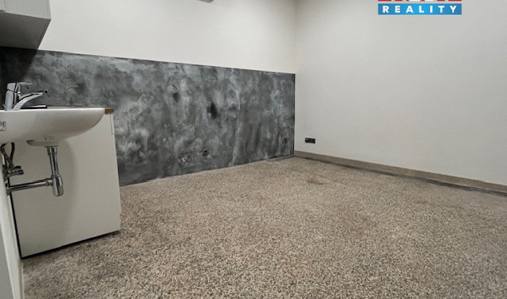 Pronájem kanceláře 20 m², Lomnice nad Popelkou – náhled fotky 6