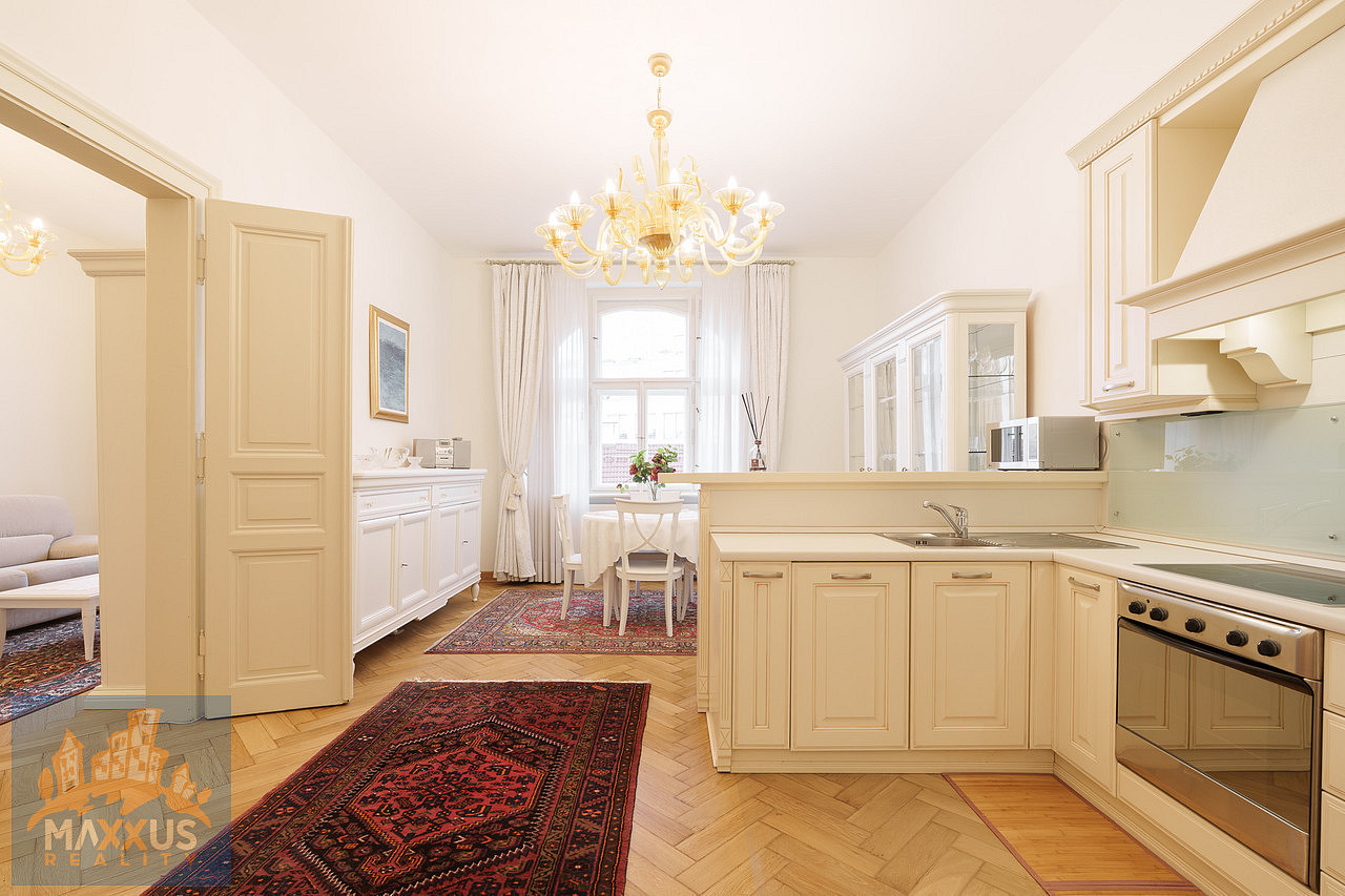 Pronájem bytu 4+kk 122 m²