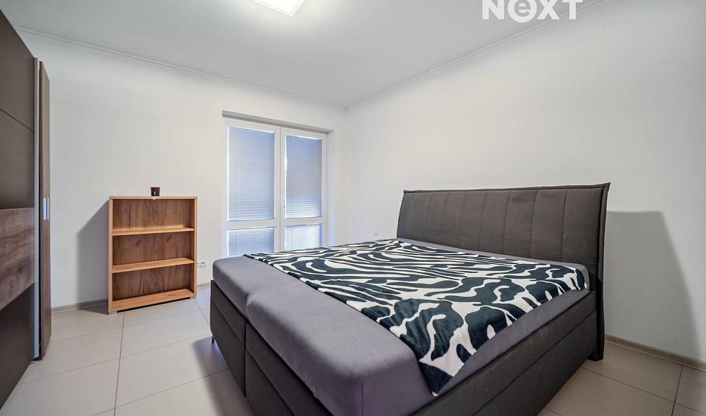 Prodej domu 199 m² s pozemkem 1 061 m², Chrtníky – náhled fotky 22