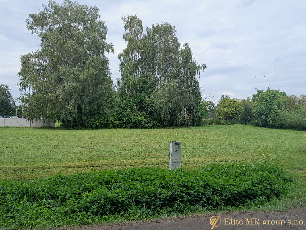 Prodej stavebního pozemku 2 025 m² — photo 3