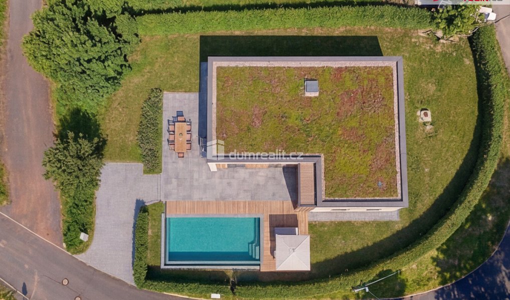 Prodej stavebního pozemku 835 m², Ostrov – náhled fotky 15