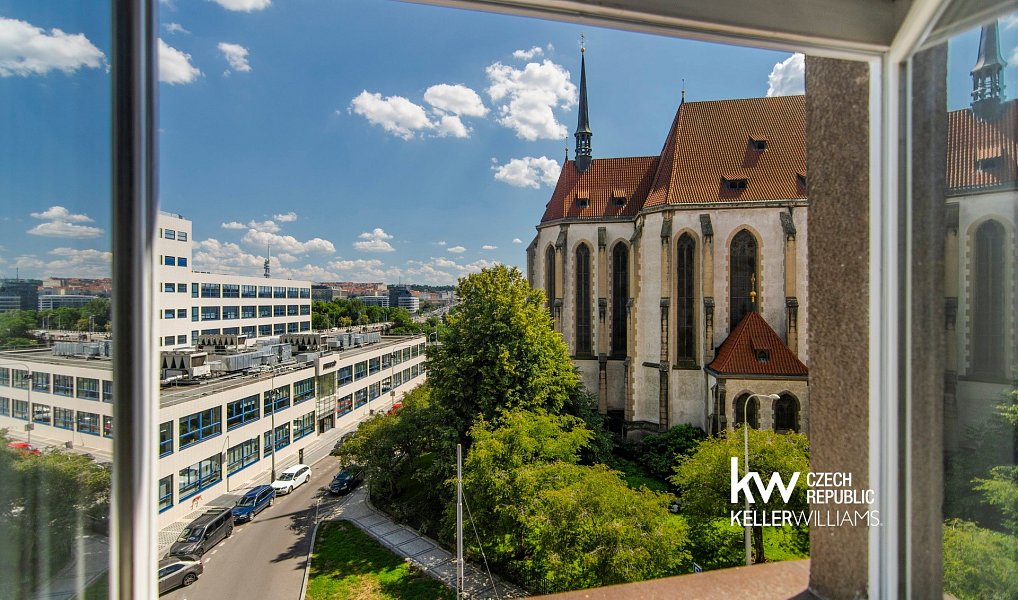 Prodej bytu 3+1 95 m², Praha – náhled fotky 31