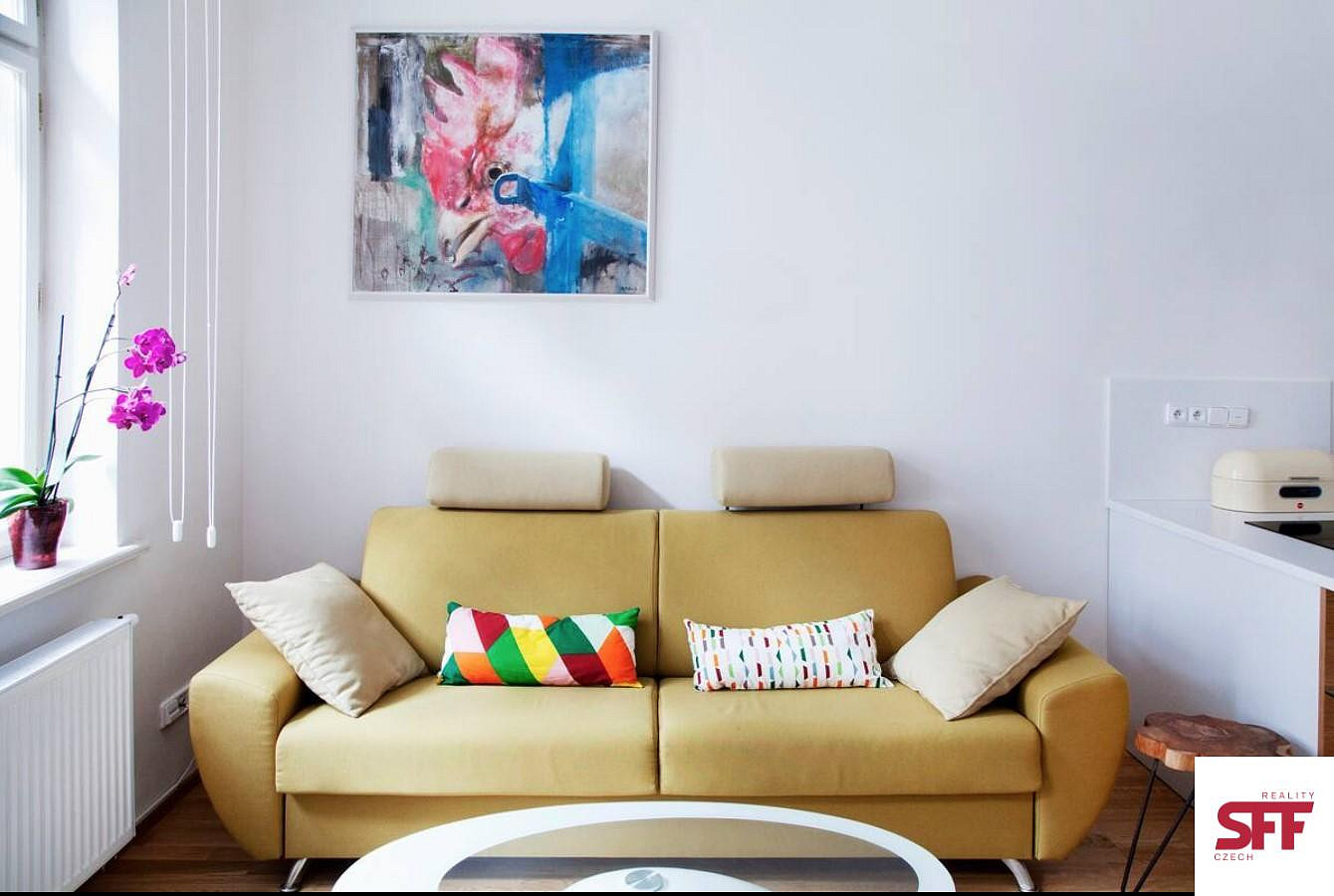 Pronájem bytu 2+kk 56 m² – fotografie 2