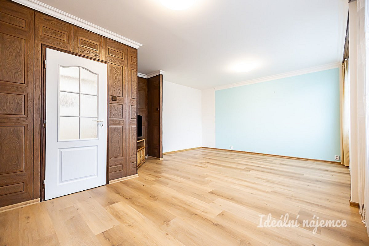 Pronájem bytu 3+1 92 m² – fotografie 3