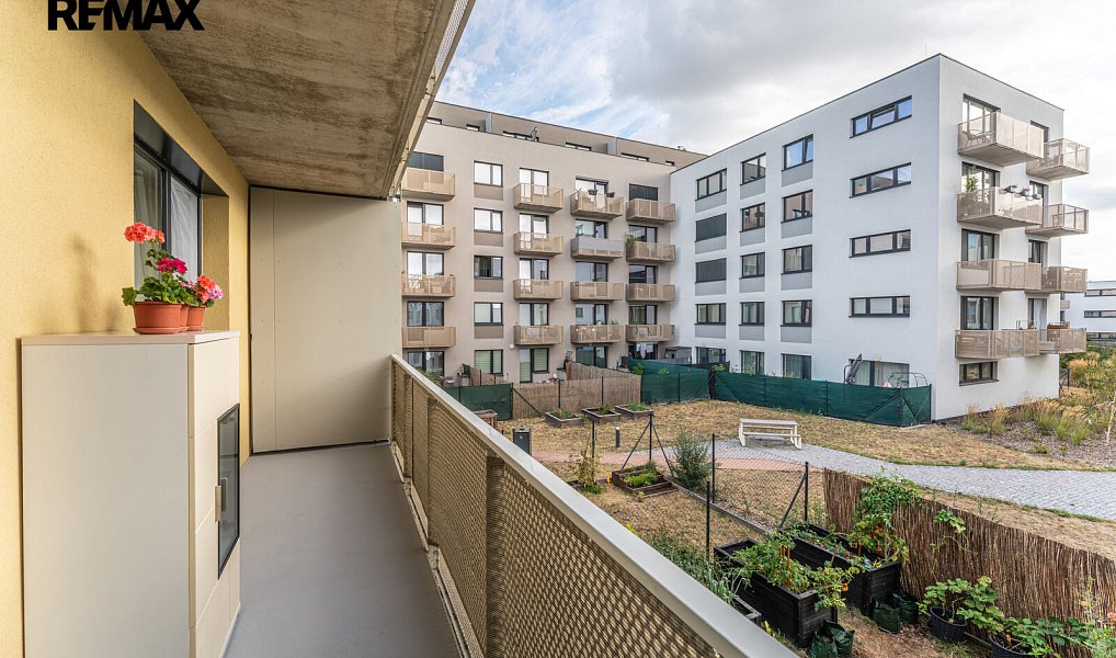 Prodej bytu 2+kk 50 m², Pardubice – náhled fotky 12