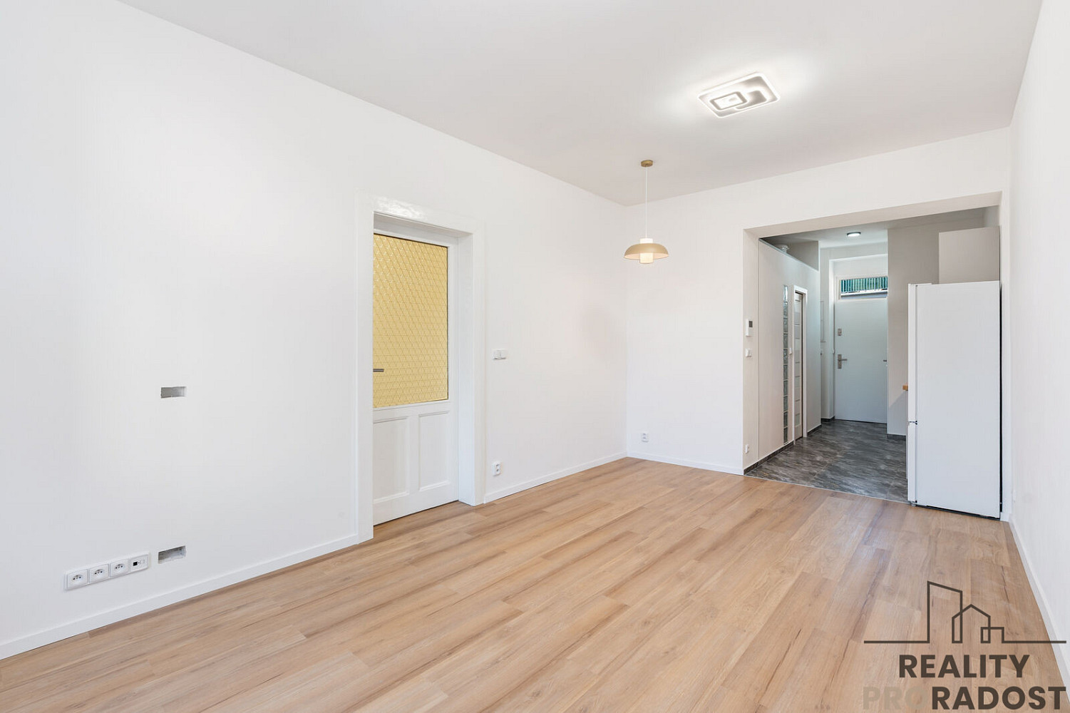 Pronájem bytu 2+1 53 m² – fotografie 3
