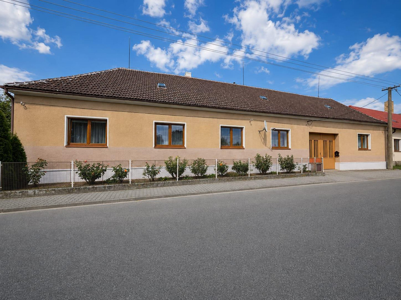 Prodej domu 230 m² s pozemkem 2 295 m² – fotografie 3
