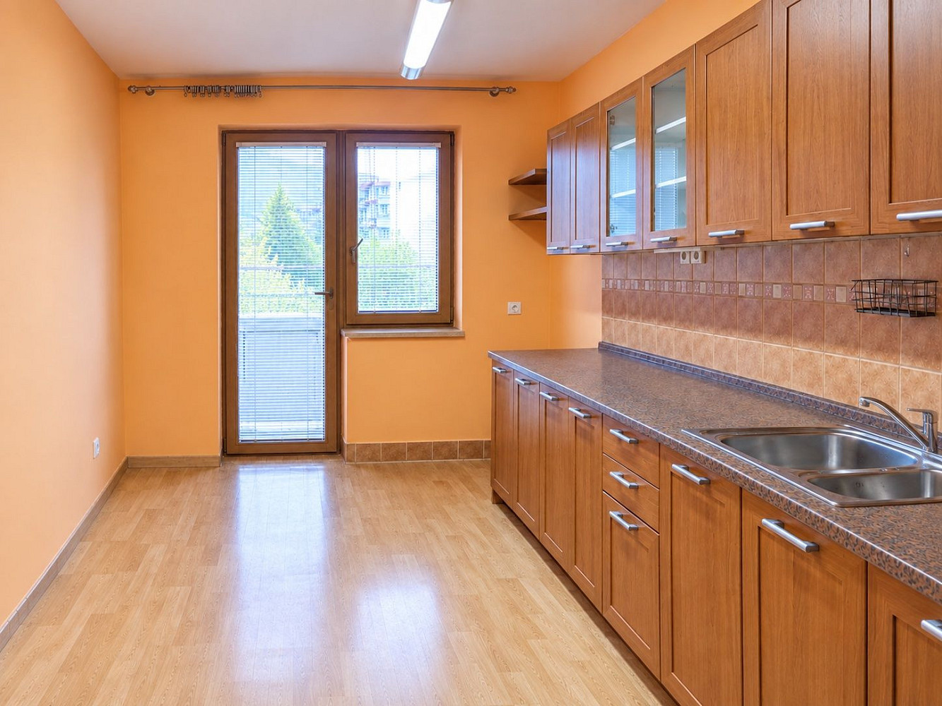 Pronájem bytu 3+1 74 m² – fotografie 4