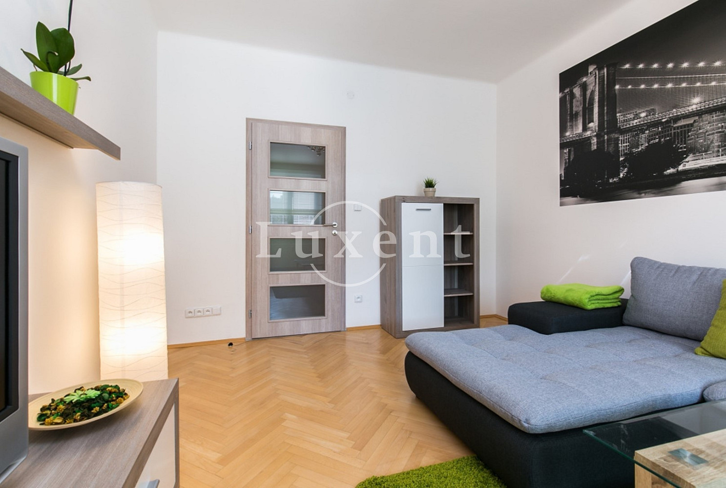 Pronájem bytu 2+1 61 m² — photo 4