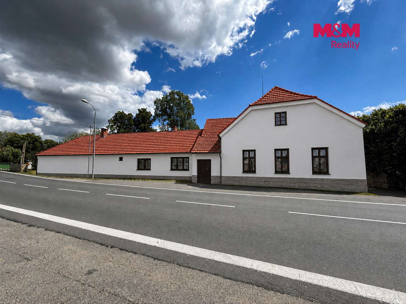Prodej domu 230 m² s pozemkem 694 m² — photo 2