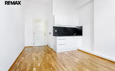 Pronájem bytu 1+kk 17 m²