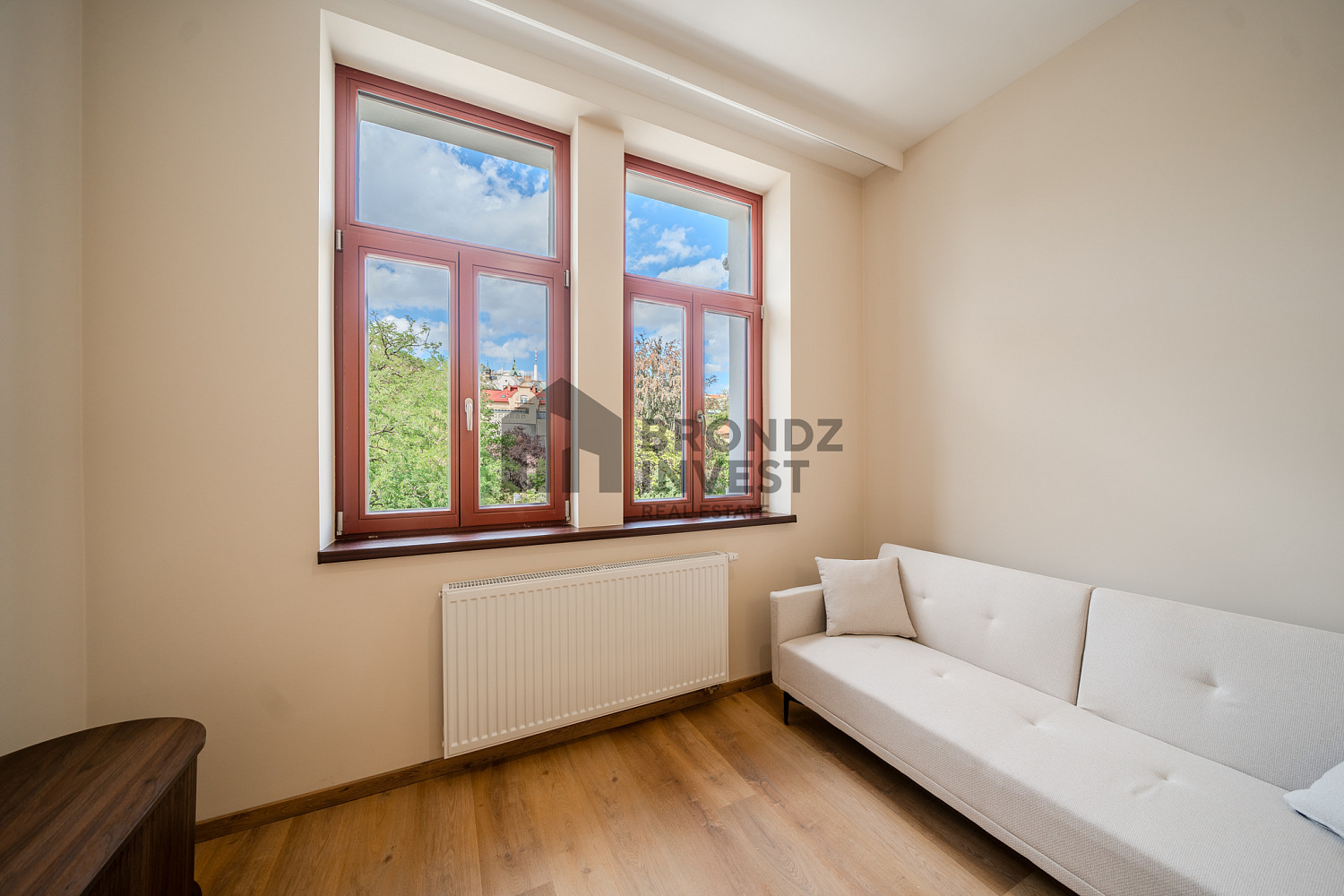 Pronájem bytu 2+kk 45 m² – fotografie 4