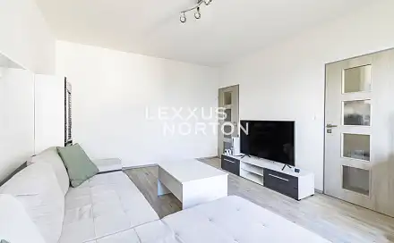 Pronájem bytu 2+1 56 m²